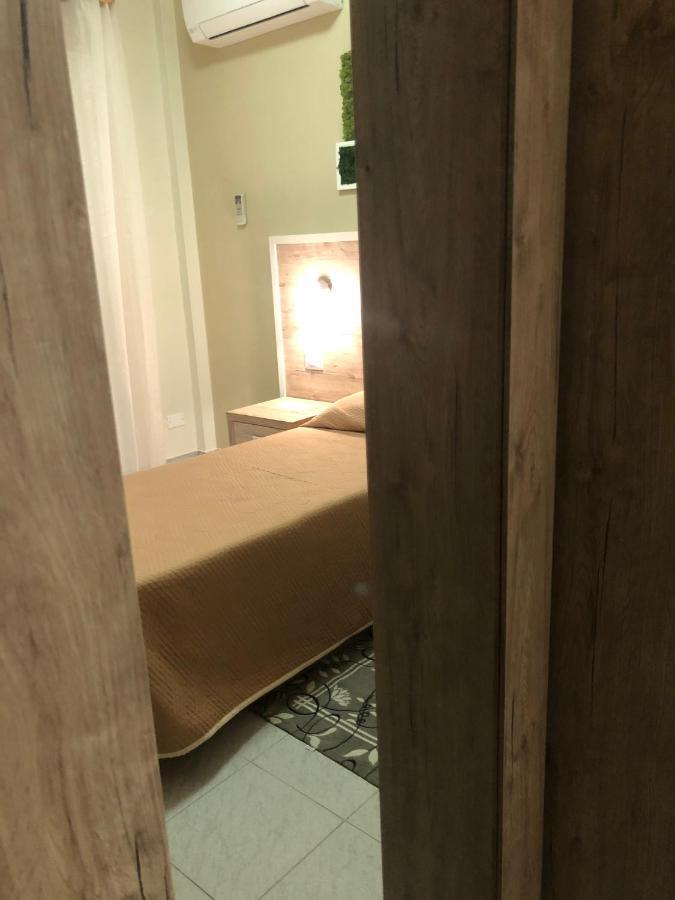 Hotel Centrale クアルトゥ・サンテーレナ エクステリア 写真